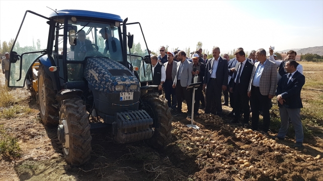 Niğde'de yerli ve milli patates çeşitlerinin tanıtımı yapıldı